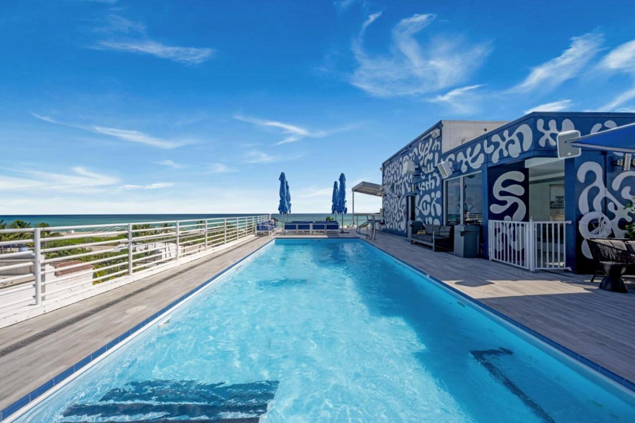 Ocean Drive Apartments With Rooftop Pool, South Beach, Miami Miami Beach Exterior photo